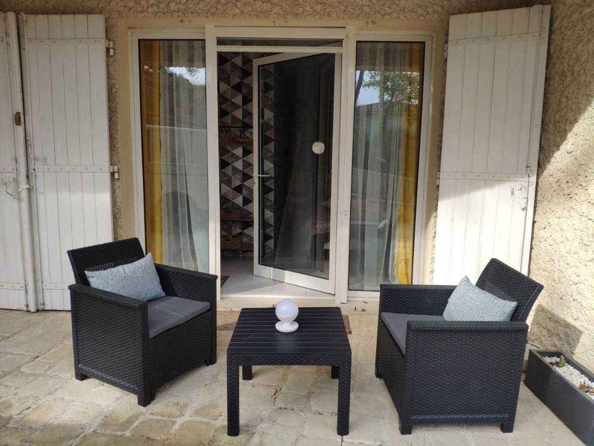 La Tourelle Suite Cosy Entre Vignoble Aixois Et Luberon Le Puy-Sainte-Réparade Zewnętrze zdjęcie