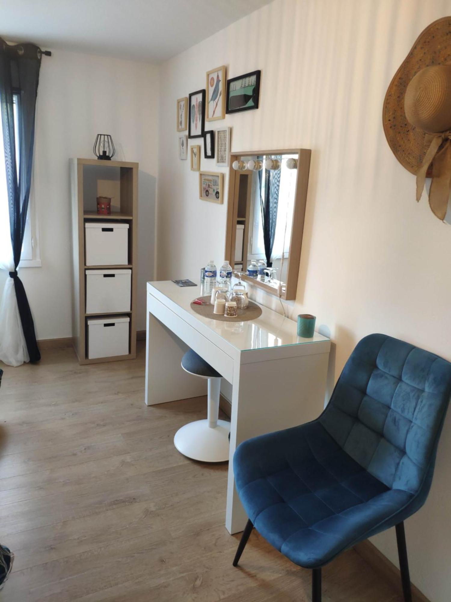 La Tourelle Suite Cosy Entre Vignoble Aixois Et Luberon Le Puy-Sainte-Réparade Zewnętrze zdjęcie